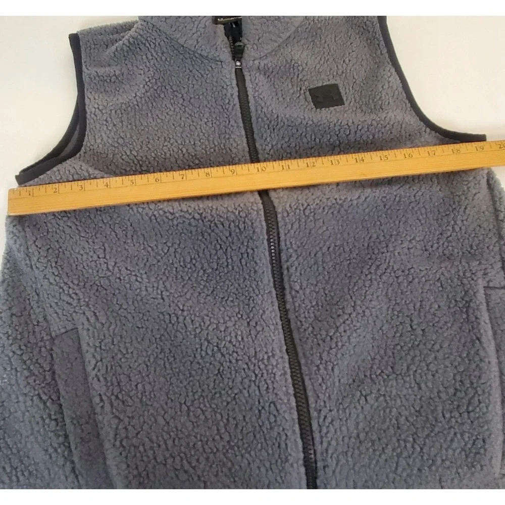 Under Armour Cold Gear Youth Large Gray Sherpa Vest Full Zip Loose Sleeveless